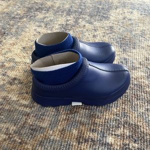 UGG Tasman Rubber Rain Boots